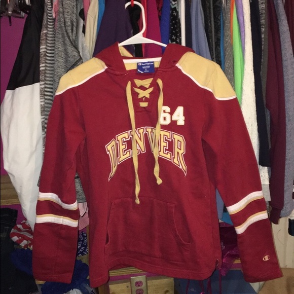 **SOLD**Champion University Of Denver Hoodie - Picture 1 of 5